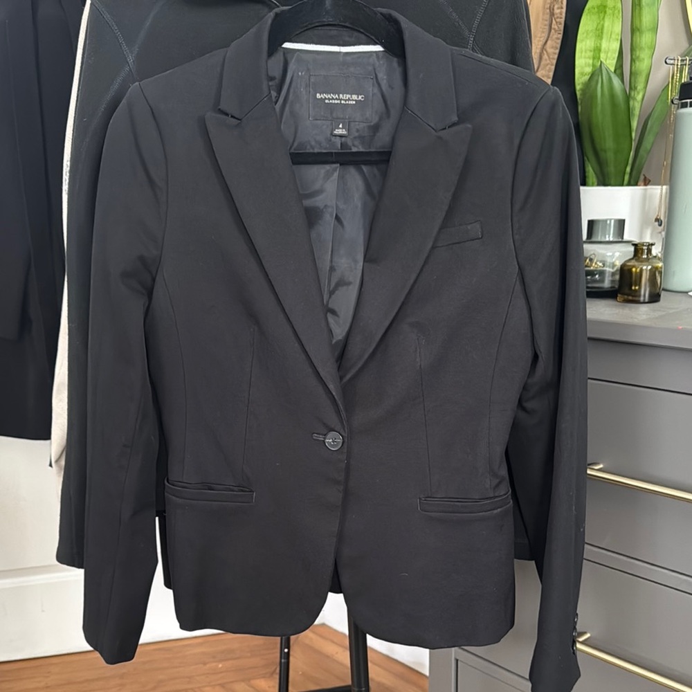 Women's Black Blazer by Banana Republic